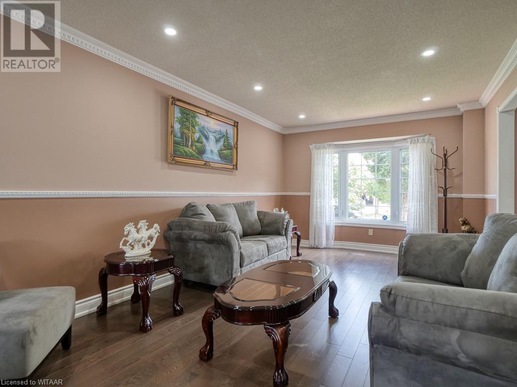 7 Duggan Drive, Brampton, Ontario  L6Y 4K8 - Photo 8 - 40623787