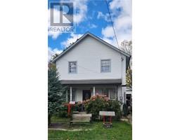 118 DOVER STREET, woodstock (woodstock - south), Ontario