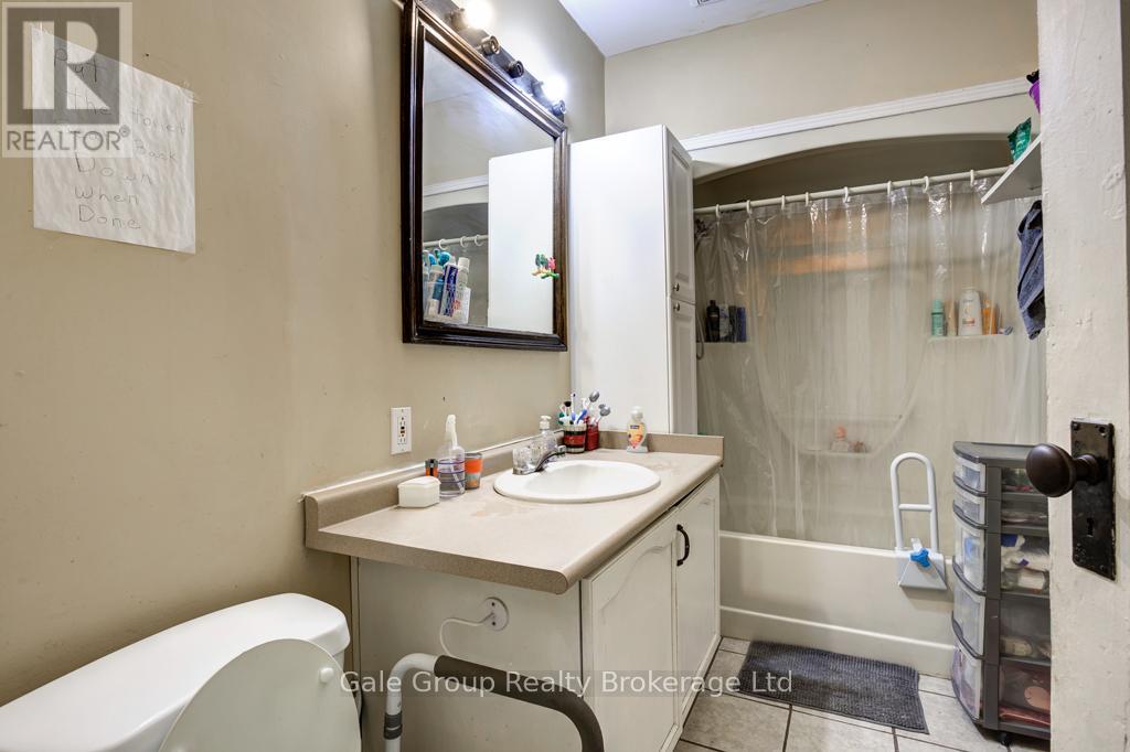 132 Tillson Avenue, Tillsonburg, Ontario  N4G 3A5 - Photo 11 - X11924157