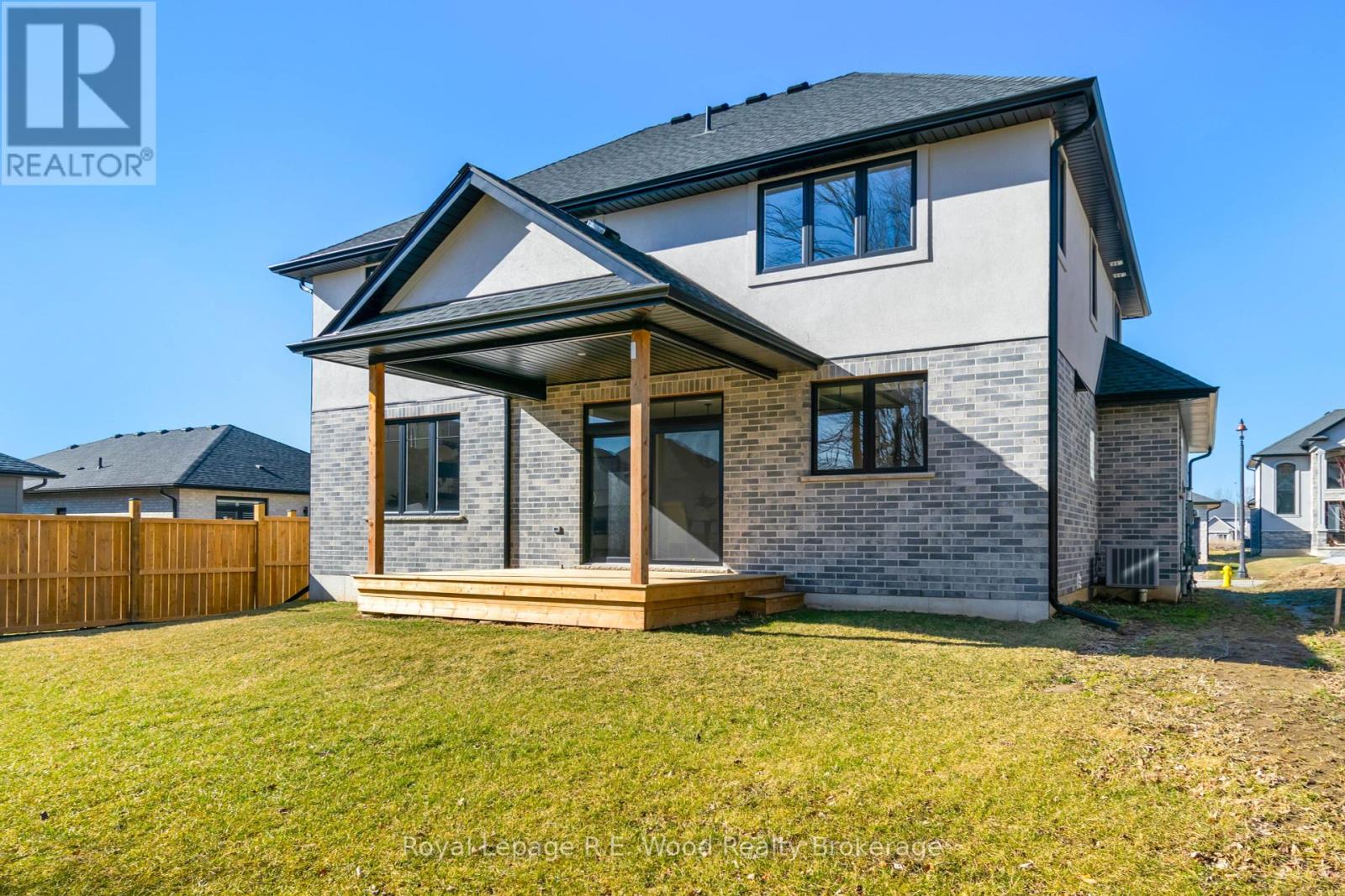 61 Sunview Drive, Norwich (Norwich Town), Ontario  N0J 1P0 - Photo 26 - X11927056