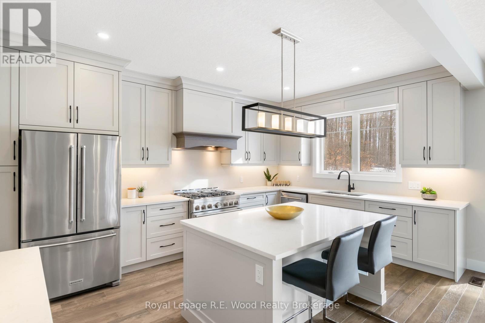 61 Sunview Drive, Norwich (Norwich Town), Ontario  N0J 1P0 - Photo 9 - X11927056