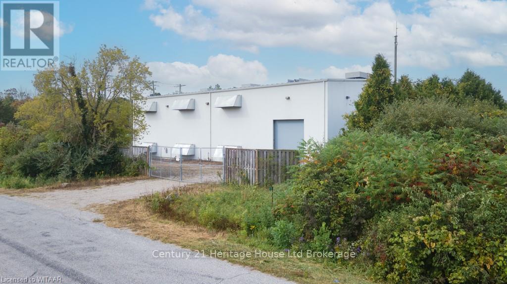 109 7th Concession Road, Norfolk (Clear Creek), Ontario  N0E 1C0 - Photo 3 - X11928645