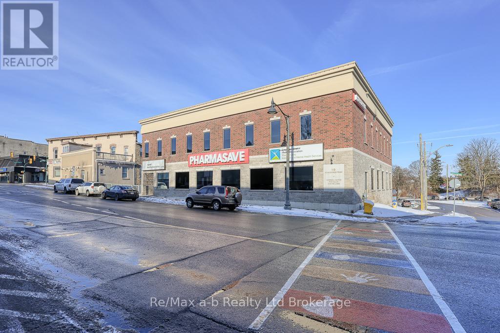 19 King Street E, Ingersoll (Ingersoll - South), Ontario  N5C 1G3 - Photo 3 - X11931071