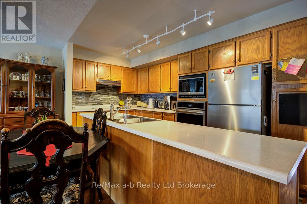 26 Seres Drive, Tillsonburg, Ontario  N4G 5G1 - Photo 10 - X11998801