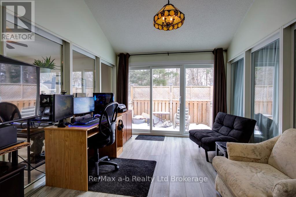 26 Seres Drive, Tillsonburg, Ontario  N4G 5G1 - Photo 6 - X11998801