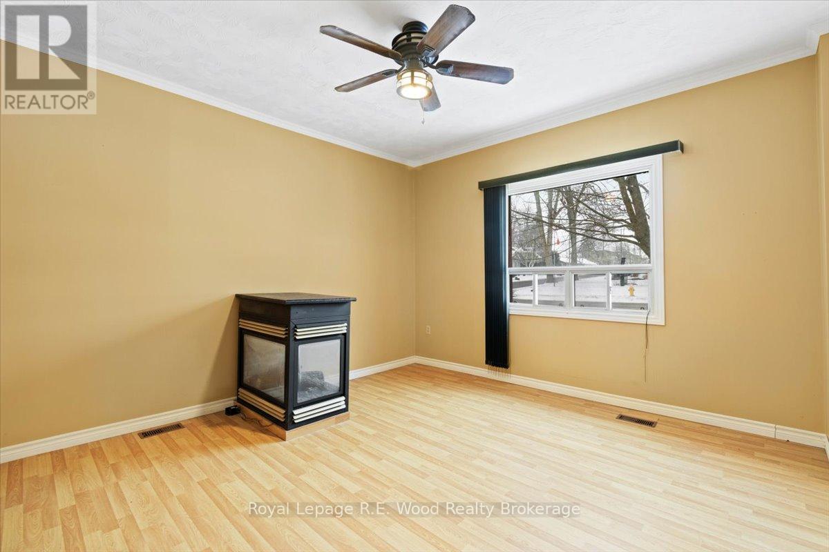 22 Main Street E, Norwich (Norwich Town), Ontario  N0J 1P0 - Photo 7 - X12013532