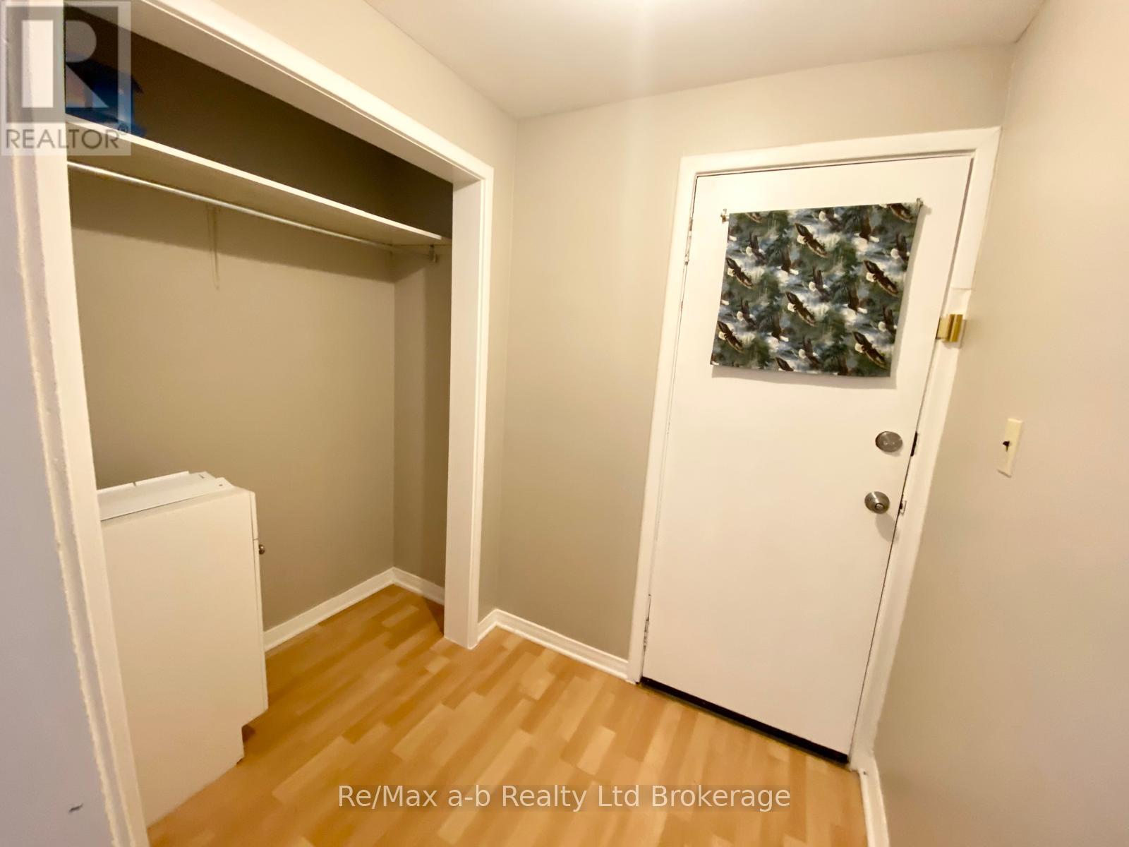 224 Joseph Street, Twp), Ontario  N7L 3H1 - Photo 13 - X12026765