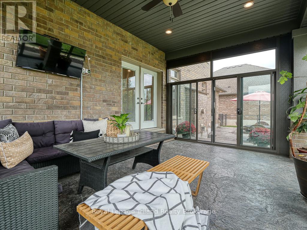 20 Sloan Drive, Zorra (Thamesford), Ontario  N0M 2M0 - Photo 25 - X12030023