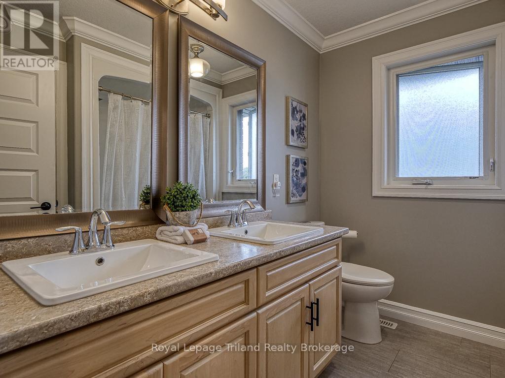 20 Sloan Drive, Zorra (Thamesford), Ontario  N0M 2M0 - Photo 39 - X12030023