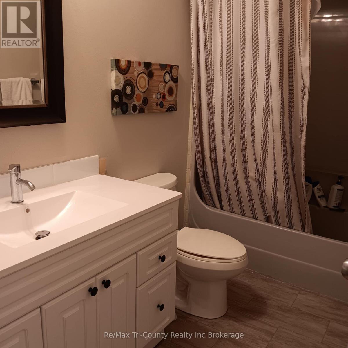 19 Belleview Crescent, North Bay (College Heights), Ontario  P1B 8V2 - Photo 7 - X12073015