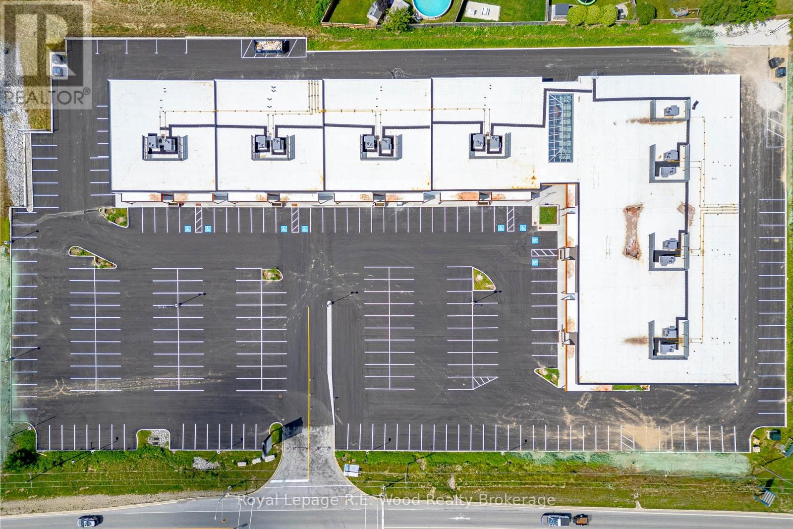 671 Broadway Street N, Tillsonburg, Ontario  N4G 3T1 - Photo 4 - X12086950