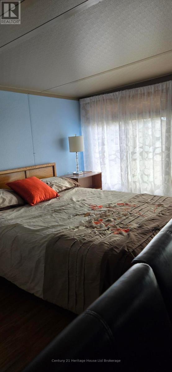 65 - 296 West Quarter Town Line Road, Brant (Brantford Twp), Ontario  N0E 1E0 - Photo 7 - X12091728