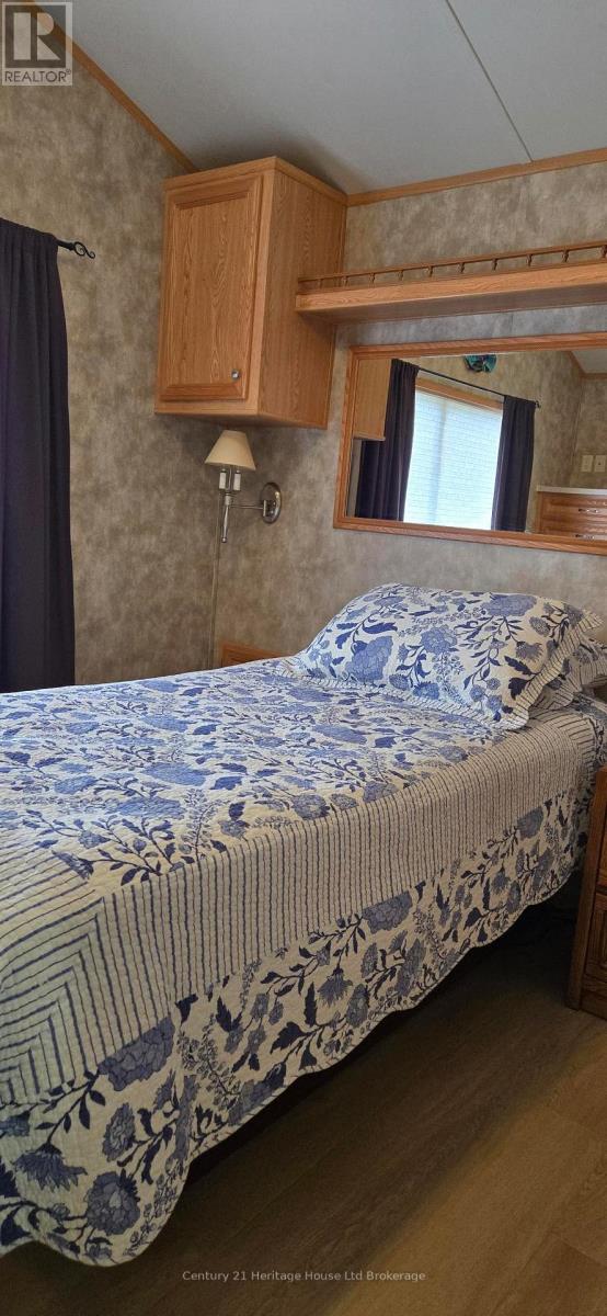 65 - 296 West Quarter Town Line Road, Brant (Brantford Twp), Ontario  N0E 1E0 - Photo 8 - X12091728