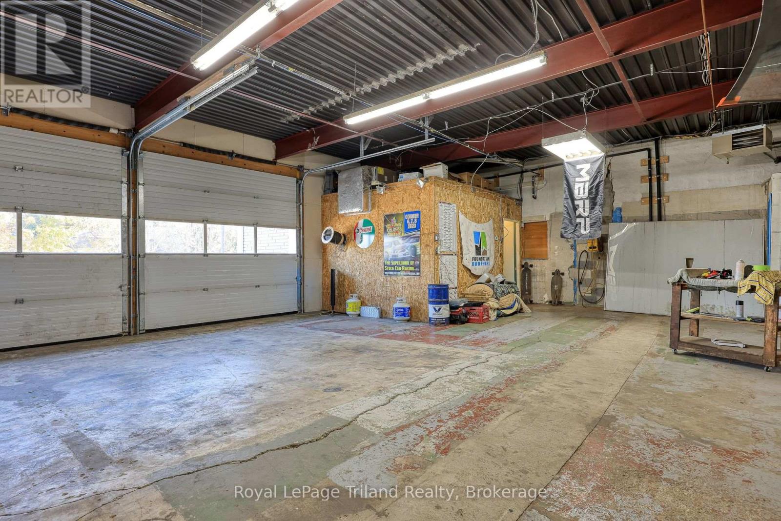 22 Charles Street East Street E, Ingersoll (Ingersoll - South), Ontario  N5C 1J4 - Photo 11 - X12098201