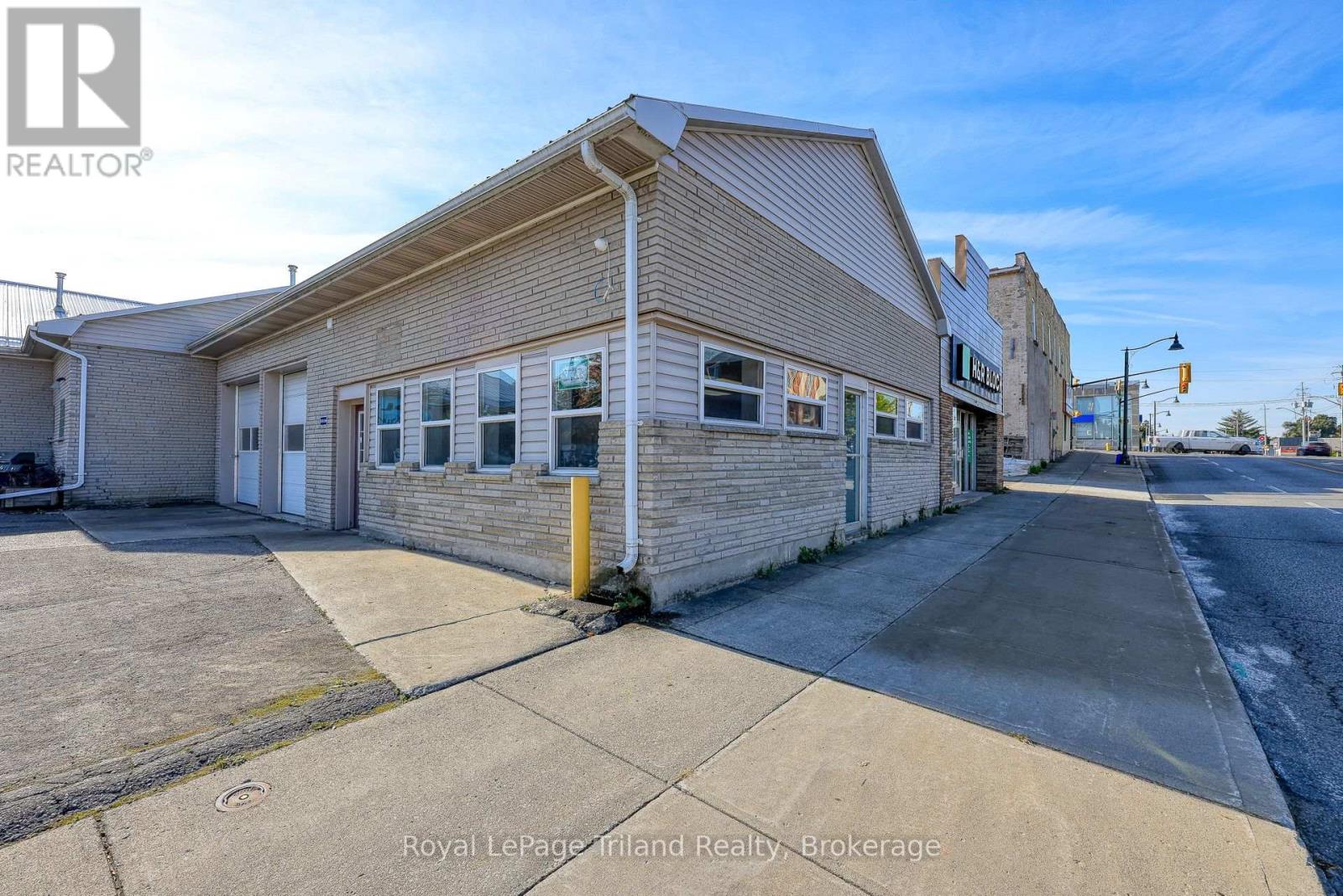 22 Charles Street East Street E, Ingersoll (Ingersoll - South), Ontario  N5C 1J4 - Photo 28 - X12098201