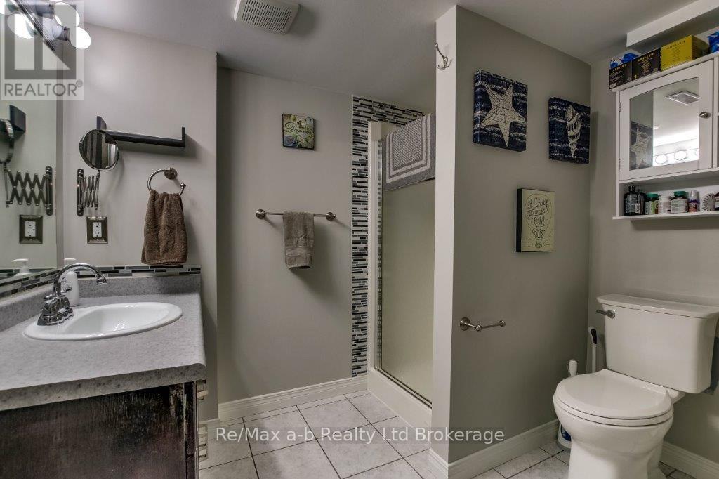 25 Pembers Pass, Woodstock (Woodstock - South), Ontario  N4S 8Z5 - Photo 22 - X12149088