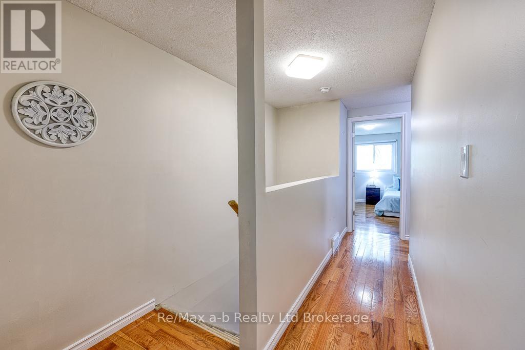3 - 478 Springbank Avenue N, Woodstock (Woodstock - North), Ontario  N4T 1K7 - Photo 20 - X12150309