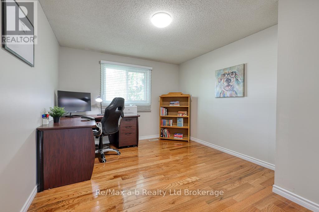 3 - 478 Springbank Avenue N, Woodstock (Woodstock - North), Ontario  N4T 1K7 - Photo 26 - X12150309