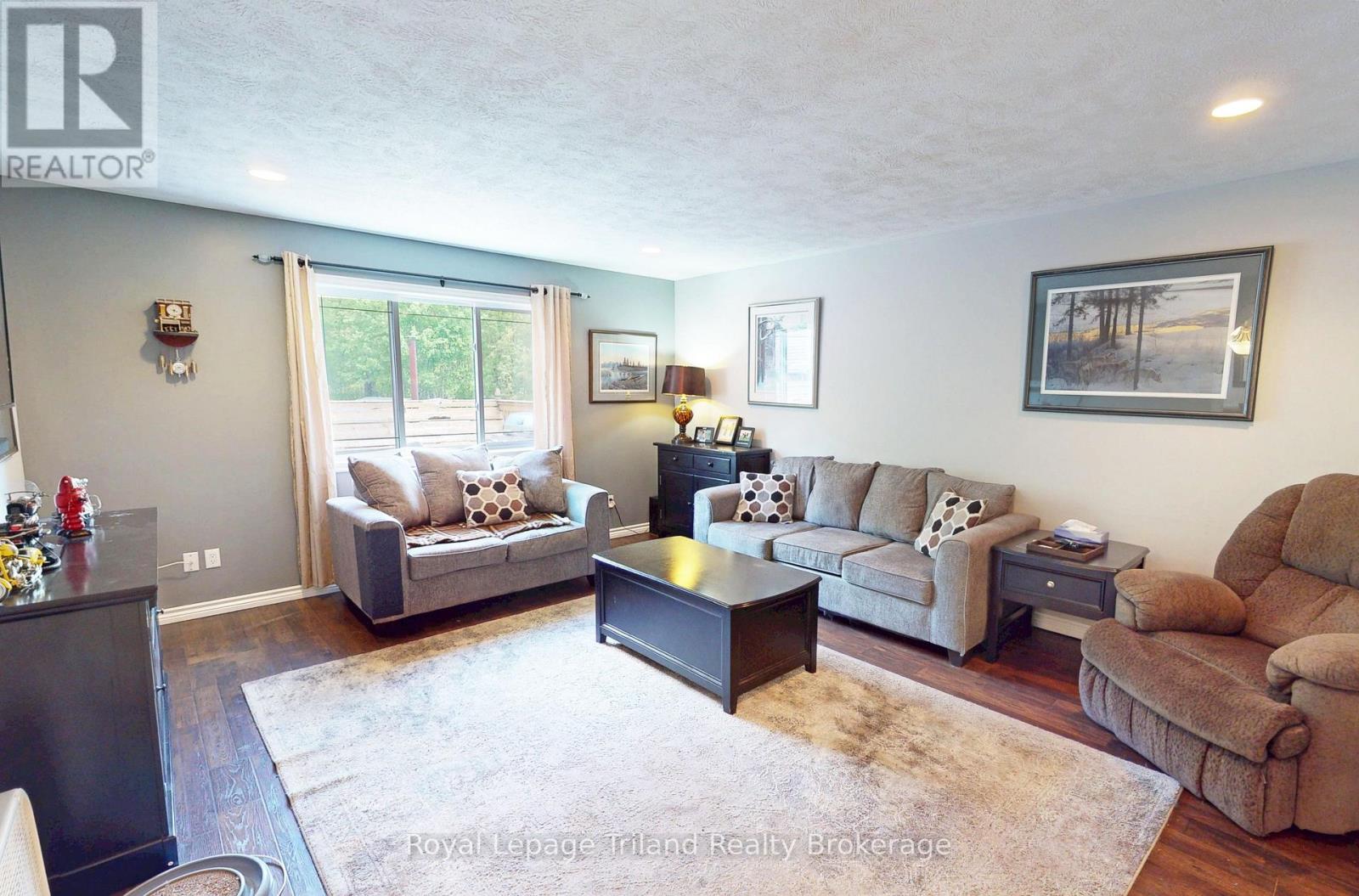 1980 West Quarter Line Road, Norfolk (Langton), Ontario  N0E 1G0 - Photo 2 - X12152251