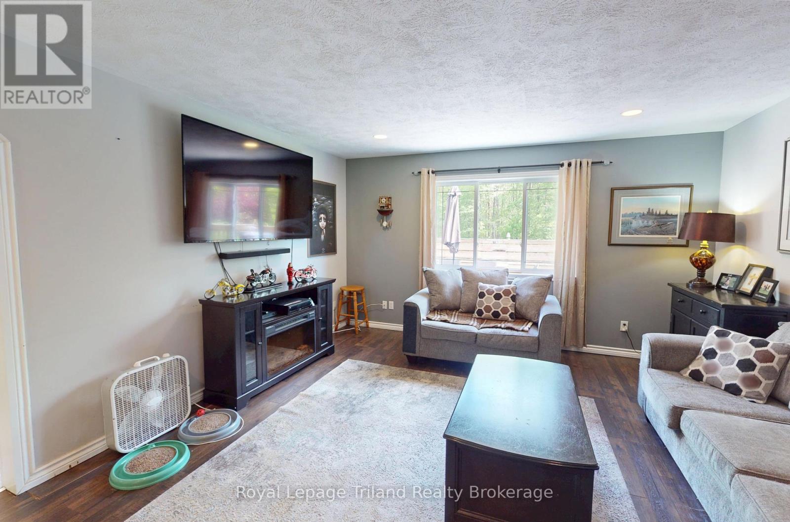 1980 West Quarter Line Road, Norfolk (Langton), Ontario  N0E 1G0 - Photo 3 - X12152251
