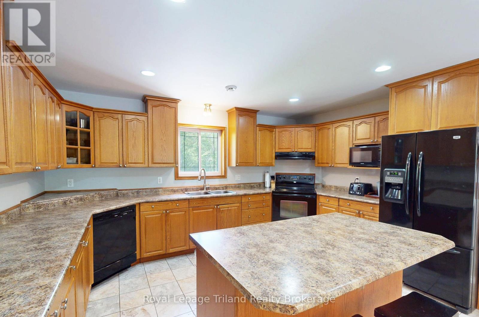 1980 West Quarter Line Road, Norfolk (Langton), Ontario  N0E 1G0 - Photo 8 - X12152251