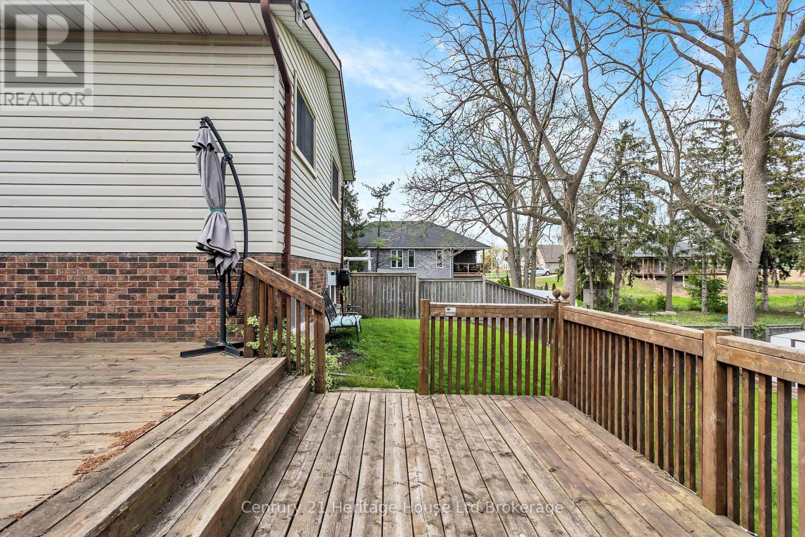 38 Albert Street, Norwich (Norwich Town), Ontario  N0J 1P0 - Photo 31 - X12152552