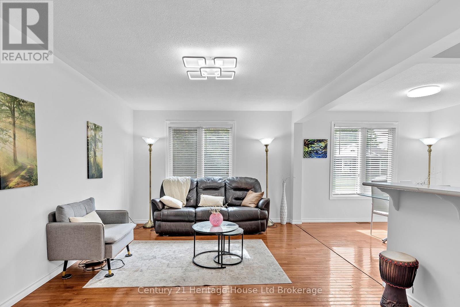38 Albert Street, Norwich (Norwich Town), Ontario  N0J 1P0 - Photo 6 - X12152552