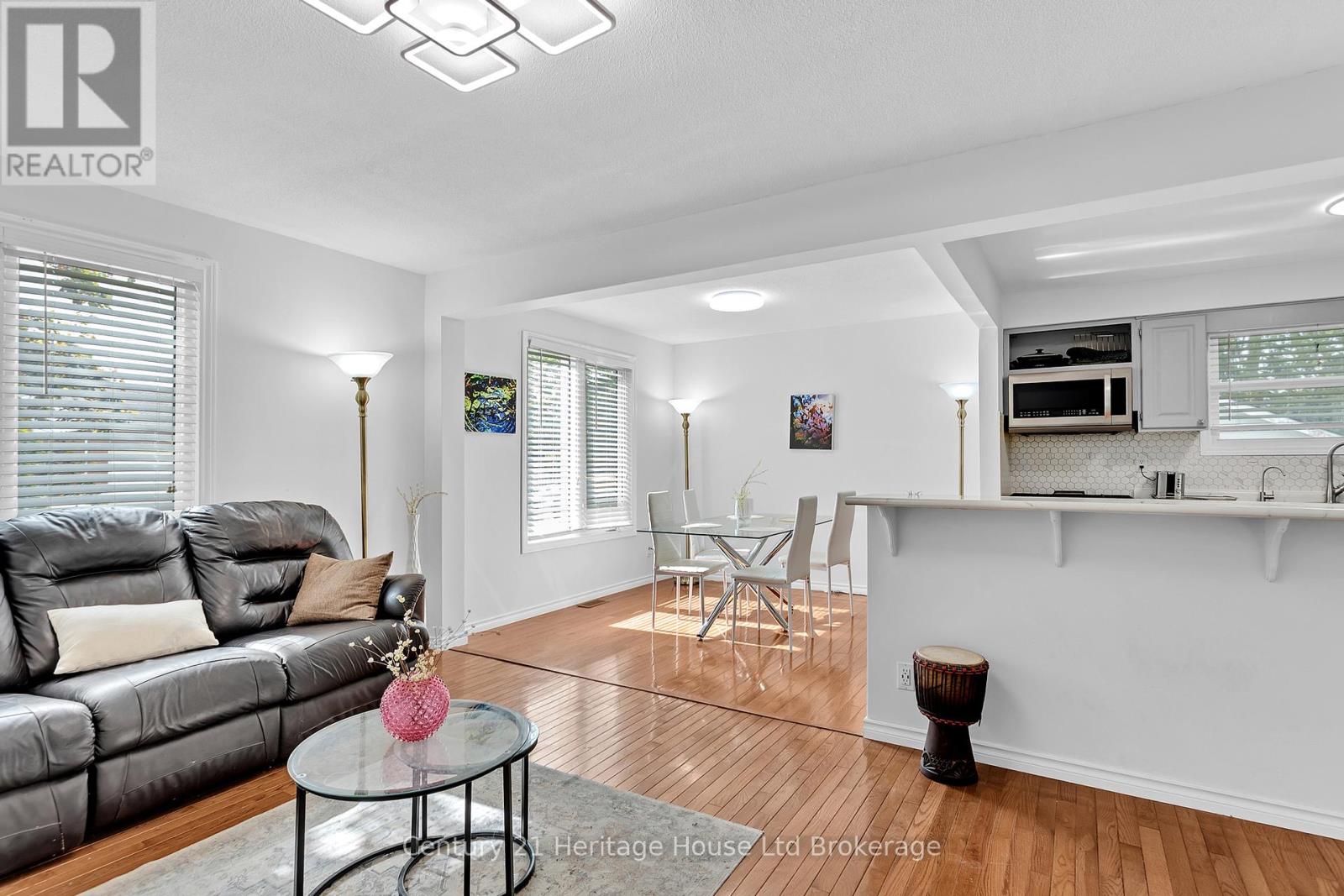 38 Albert Street, Norwich (Norwich Town), Ontario  N0J 1P0 - Photo 7 - X12152552