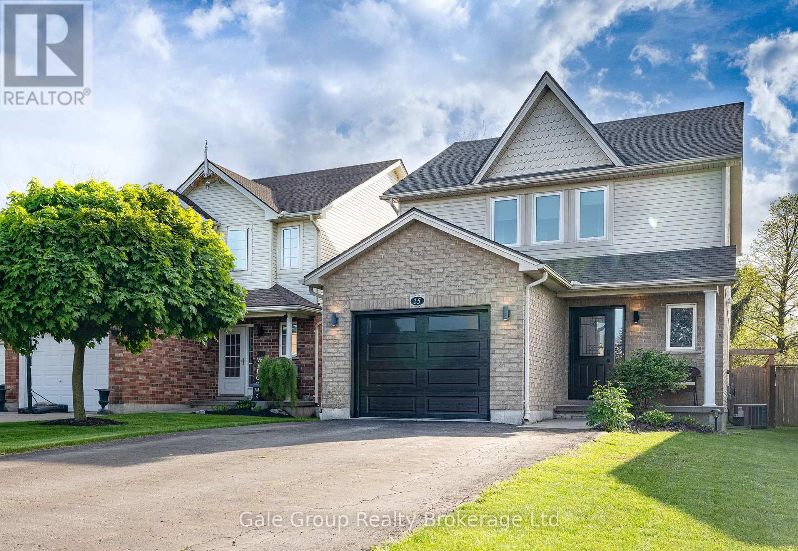 15 Crusoe Place, Ingersoll (Ingersoll - North), Ontario  N5C 4G2 - Photo 1 - X12152947