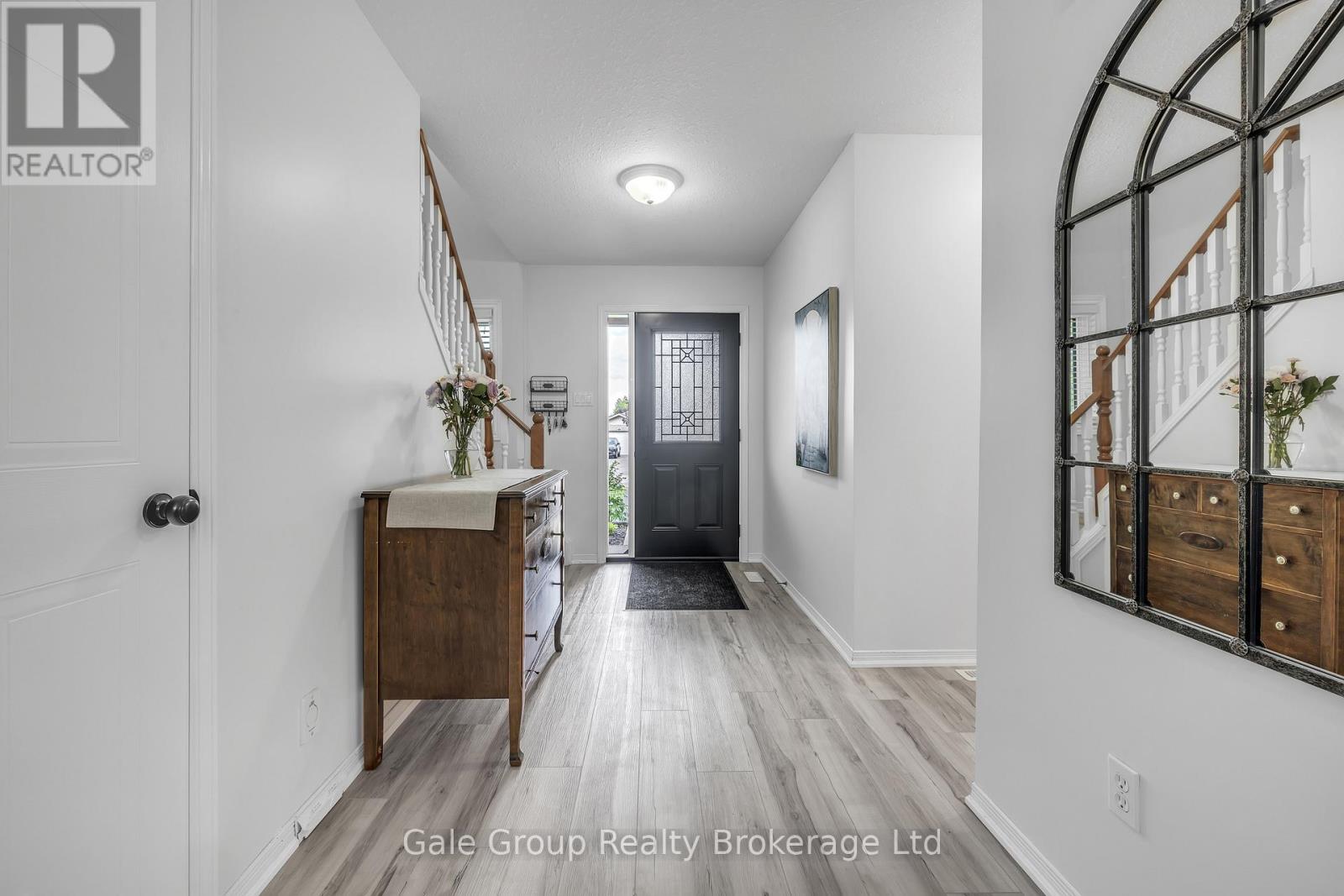 15 Crusoe Place, Ingersoll (Ingersoll - North), Ontario  N5C 4G2 - Photo 5 - X12152947