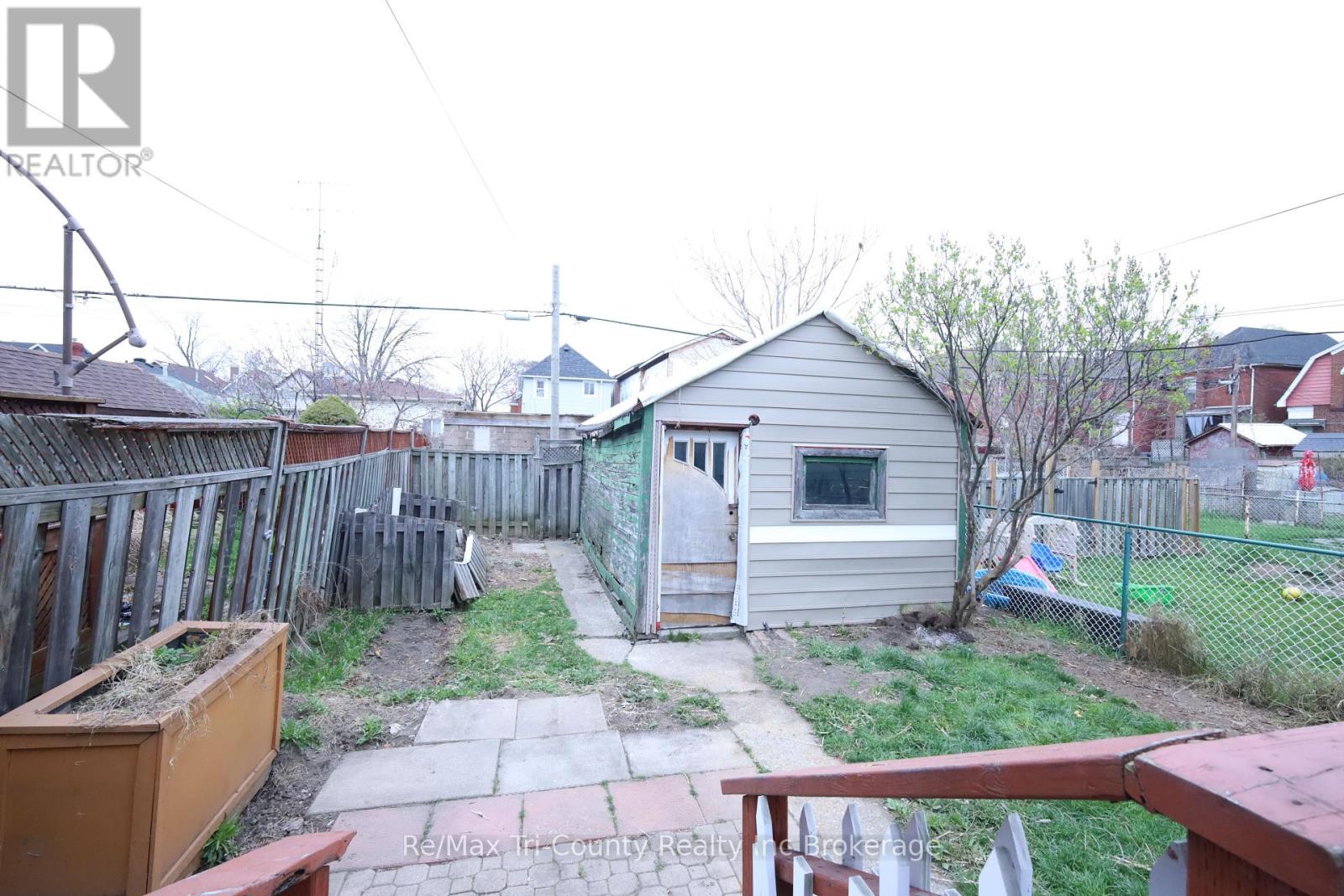 49 Rosemont Avenue, Hamilton (Stipley), Ontario  L8L 2M4 - Photo 23 - X12153641