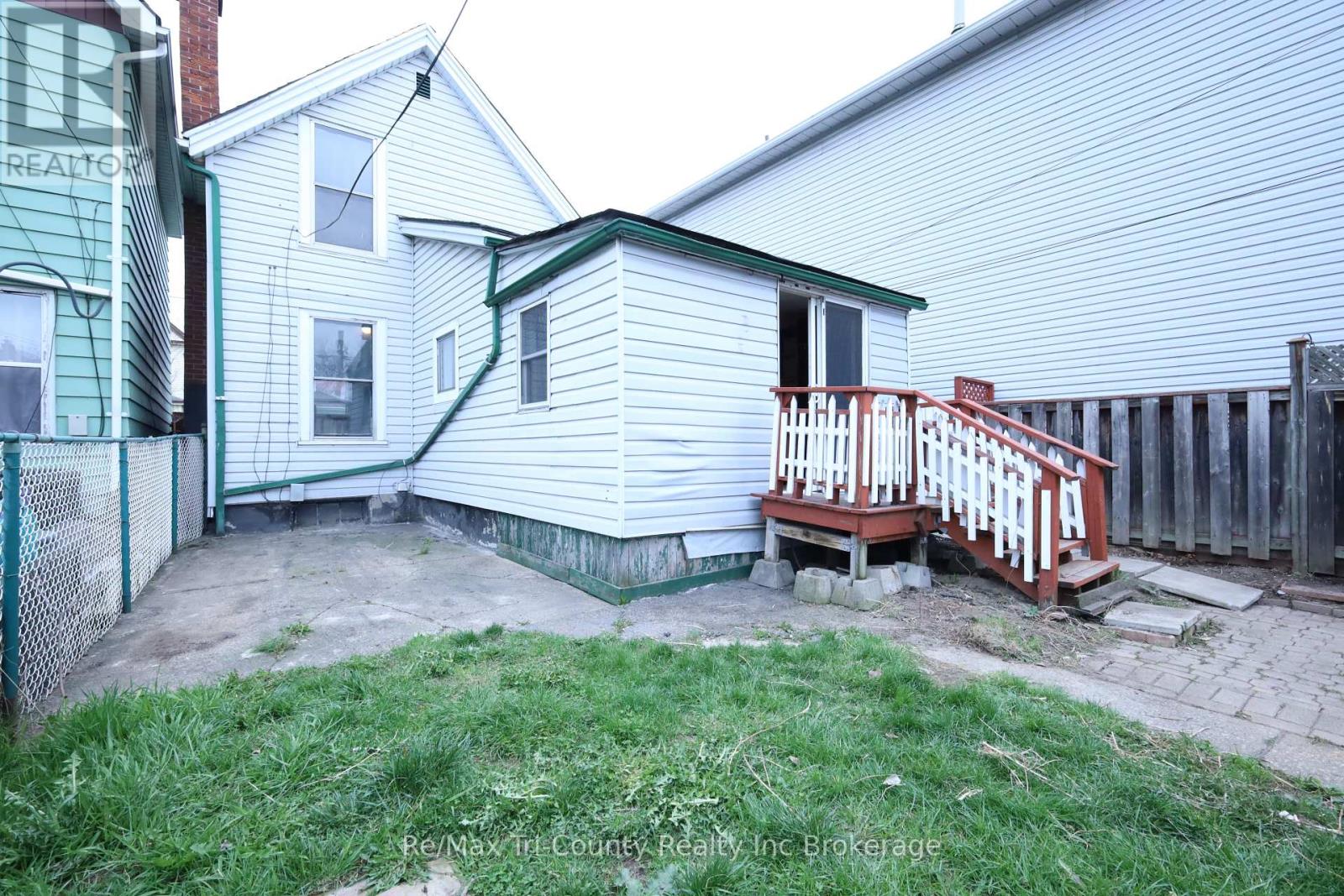 49 Rosemont Avenue, Hamilton (Stipley), Ontario  L8L 2M4 - Photo 28 - X12153641