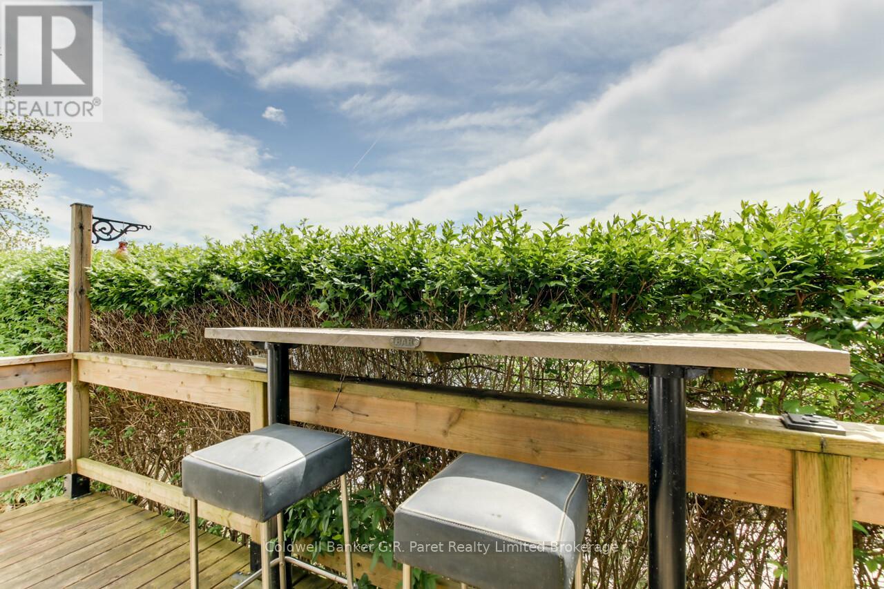 61 Bluewater Avenue, Norfolk (Booth's Harbour), Ontario  N0E 1P0 - Photo 7 - X12163159