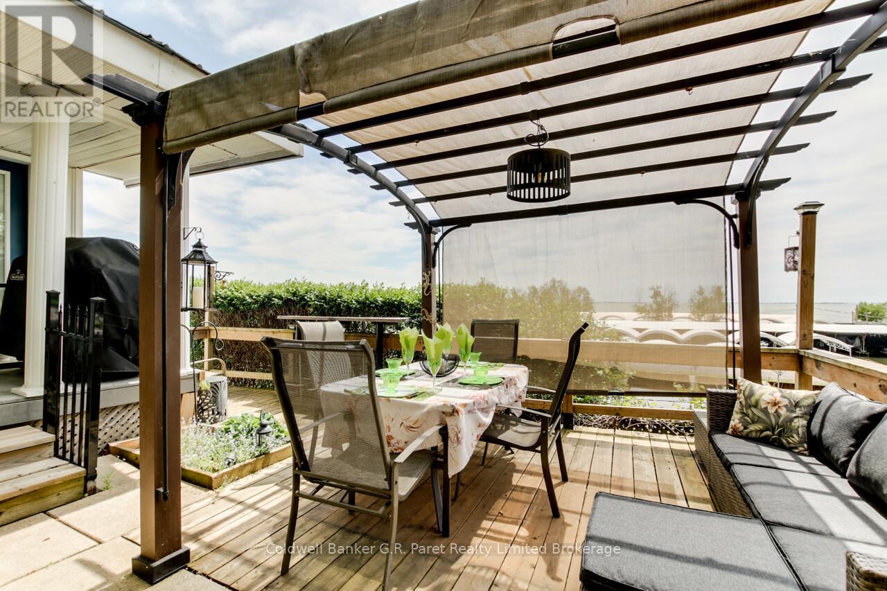 61 Bluewater Avenue, Norfolk (Booth's Harbour), Ontario  N0E 1P0 - Photo 9 - X12163159