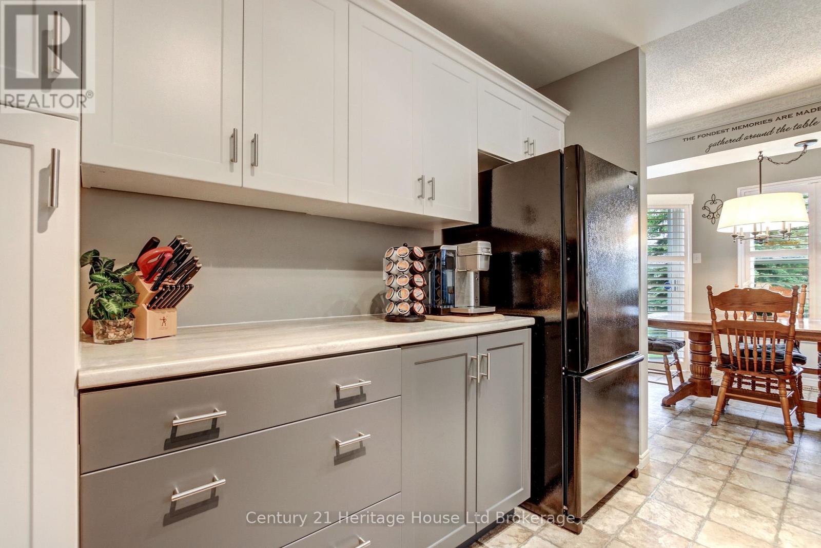 3 - 395 Springbank Avenue N, Woodstock (Woodstock - North), Ontario  N4T 1L1 - Photo 6 - X12167072