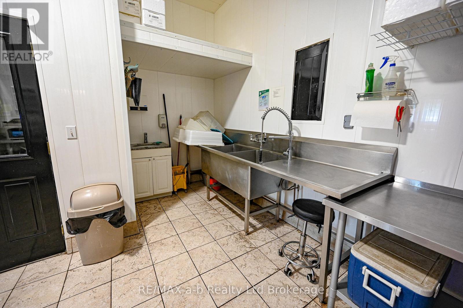 244 11th Concession Road, Norfolk, Ontario  N0E 1G0 - Photo 33 - X12206051