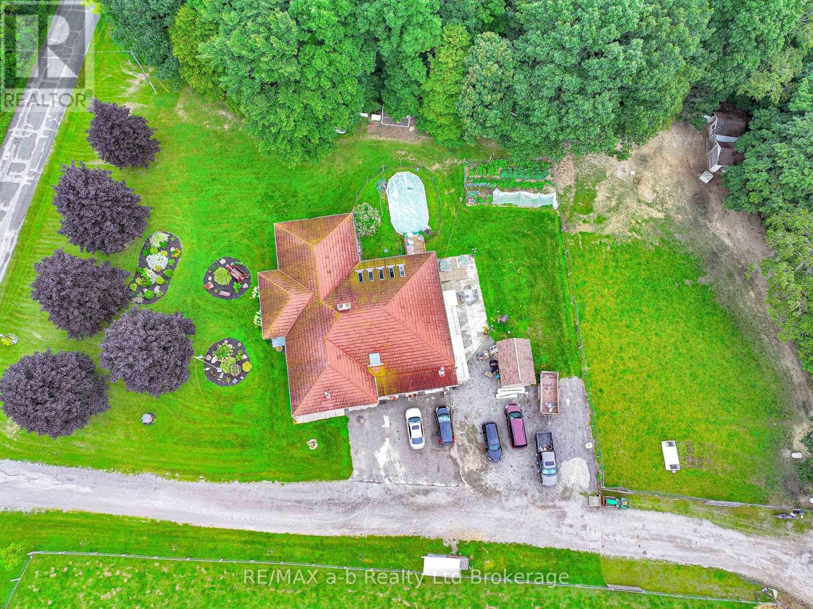 244 11th Concession Road, Norfolk, Ontario  N0E 1G0 - Photo 6 - X12206051