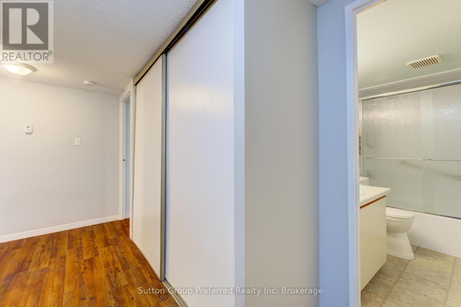 102 - 163 Ferguson Avenue, Woodstock (Woodstock - South), Ontario  N4V 1B1 - Photo 11 - X12276813