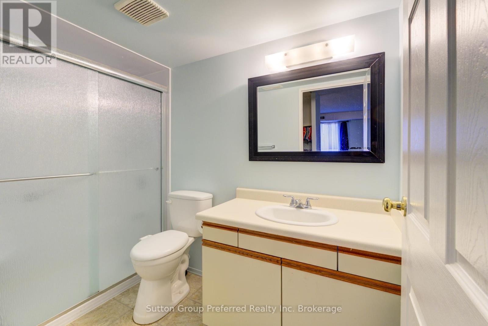 102 - 163 Ferguson Avenue, Woodstock (Woodstock - South), Ontario  N4V 1B1 - Photo 17 - X12276813