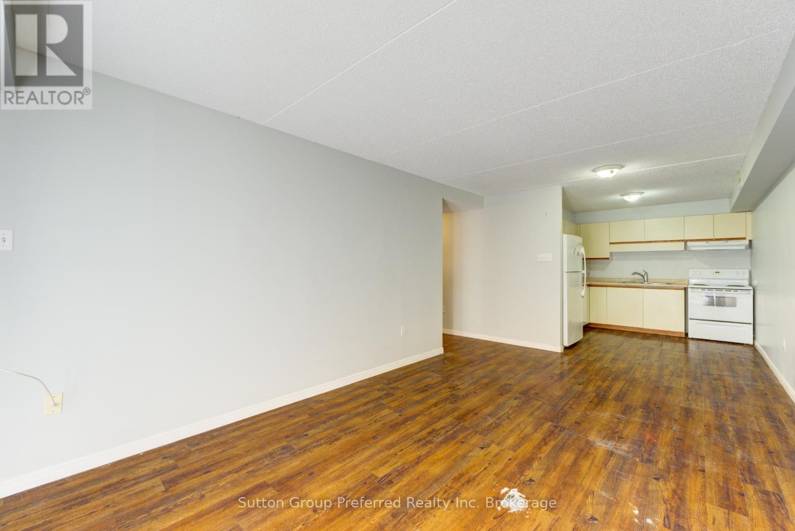 102 - 163 Ferguson Avenue, Woodstock (Woodstock - South), Ontario  N4V 1B1 - Photo 22 - X12276813