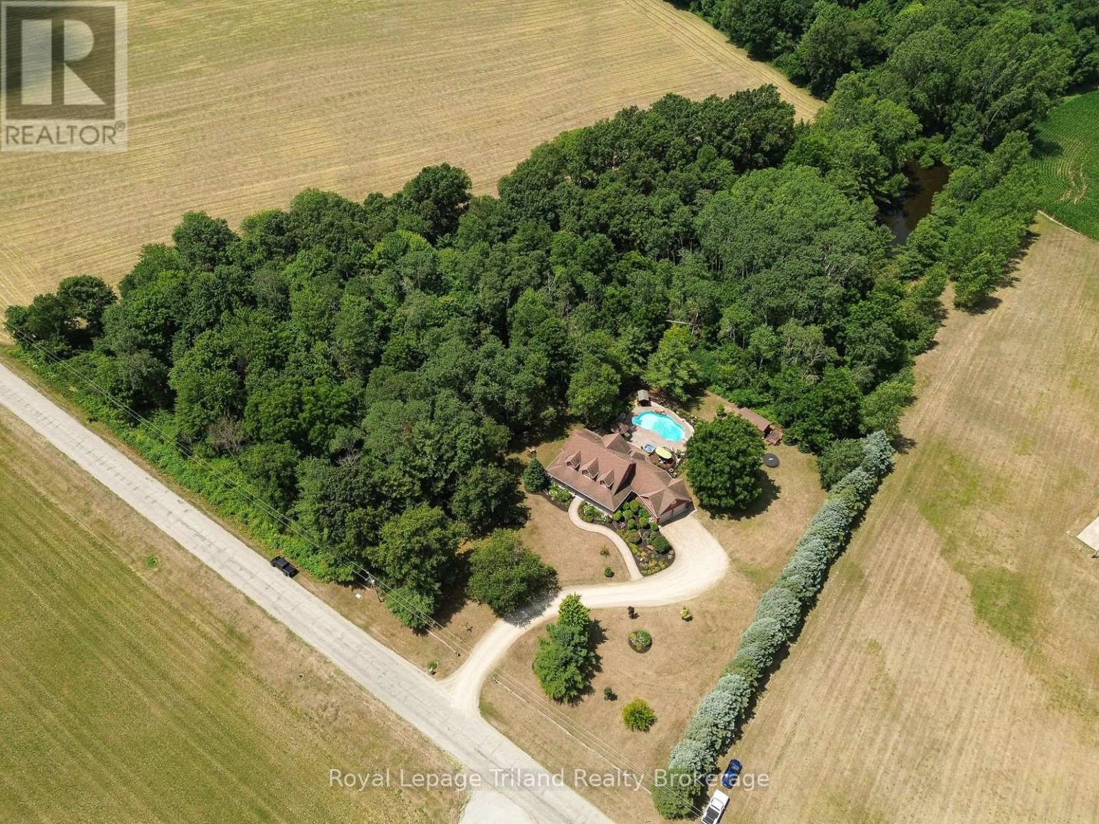 537 Plowman's Line, Norfolk, Ontario  N4G 4G9 - Photo 2 - X12282185