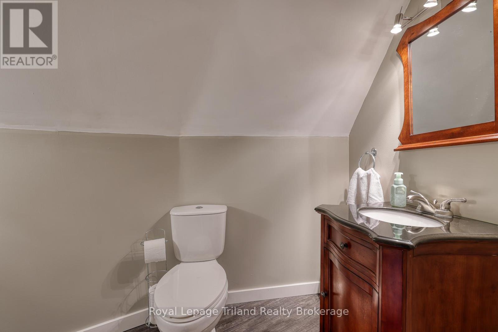 537 Plowman's Line, Norfolk, Ontario  N4G 4G9 - Photo 30 - X12282185