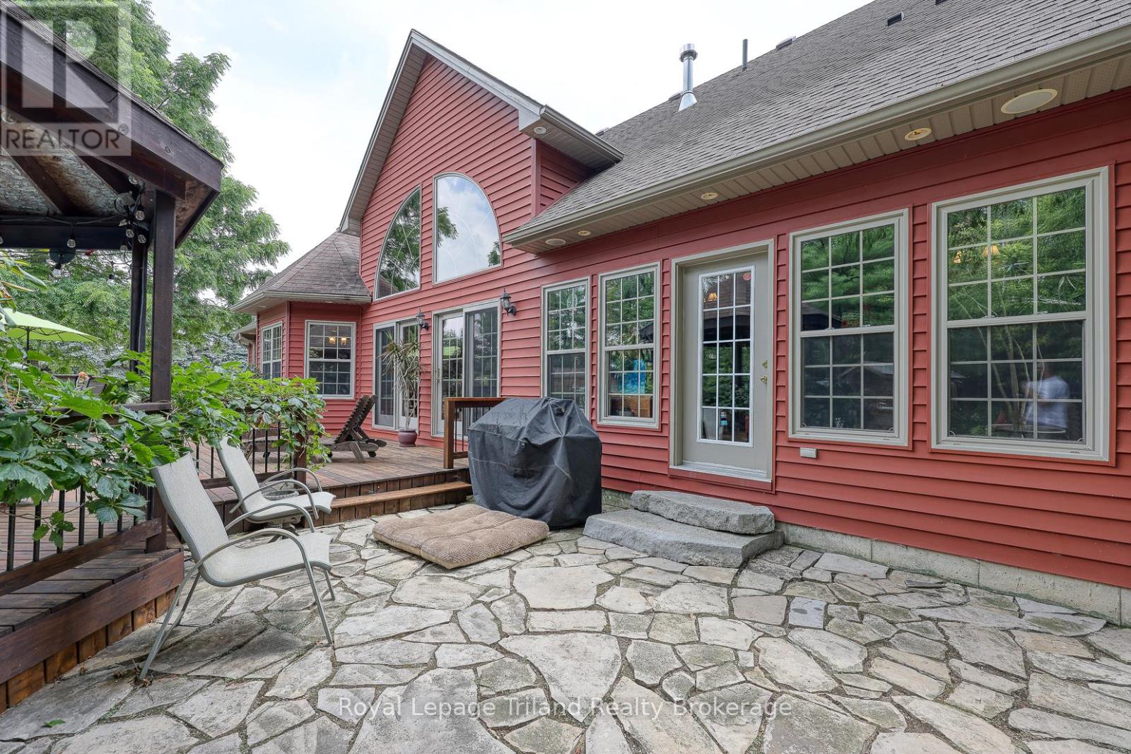 537 Plowman's Line, Norfolk, Ontario  N4G 4G9 - Photo 37 - X12282185