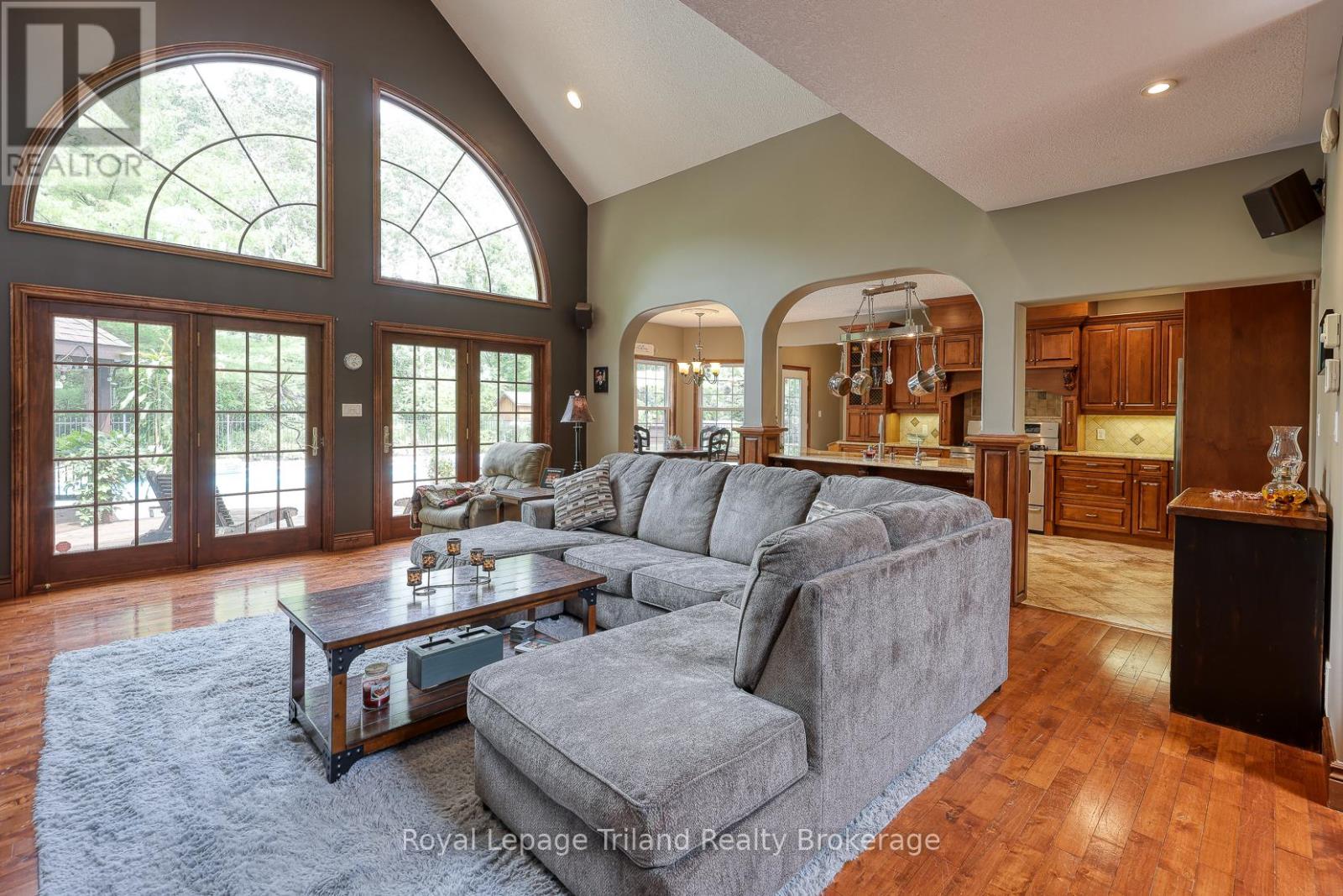 537 Plowman's Line, Norfolk, Ontario  N4G 4G9 - Photo 7 - X12282185