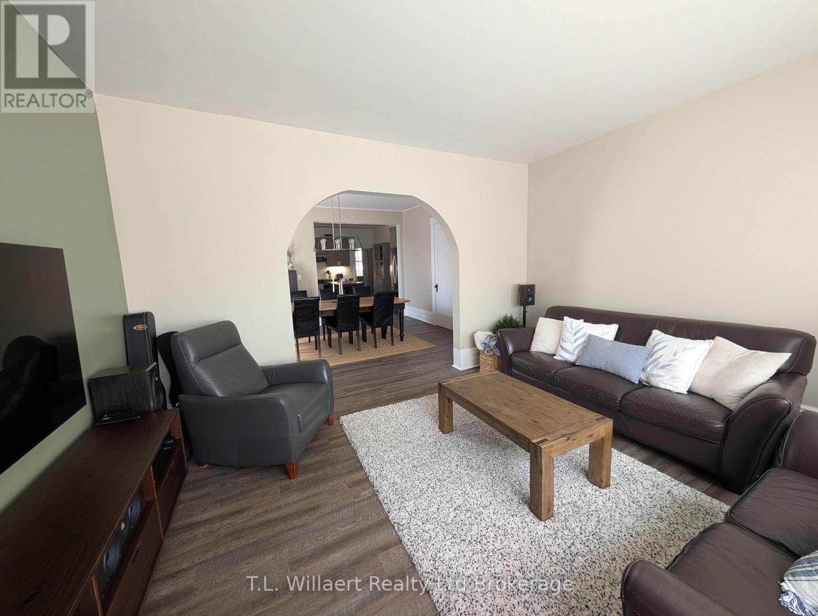 14 Rutherford Avenue, Aylmer, Ontario  N5H 2N6 - Photo 2 - X12307620