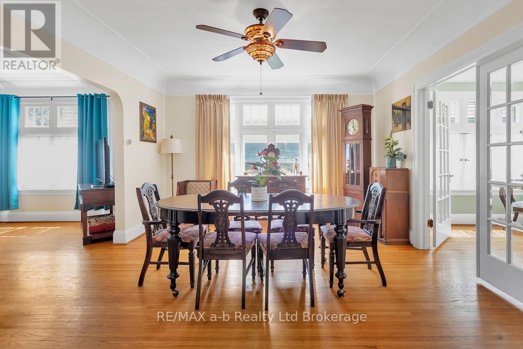 347 Broadway Street, Tillsonburg, Ontario  N4G 3S4 - Photo 10 - X12314791