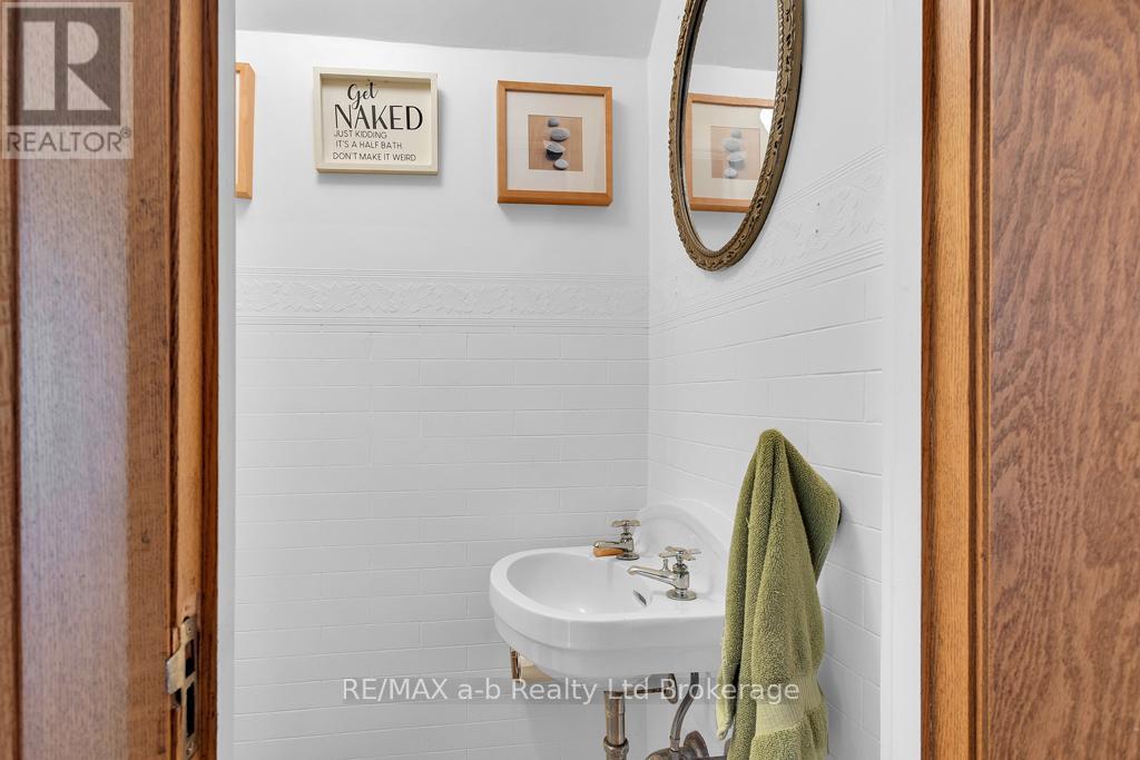 347 Broadway Street, Tillsonburg, Ontario  N4G 3S4 - Photo 14 - X12314791