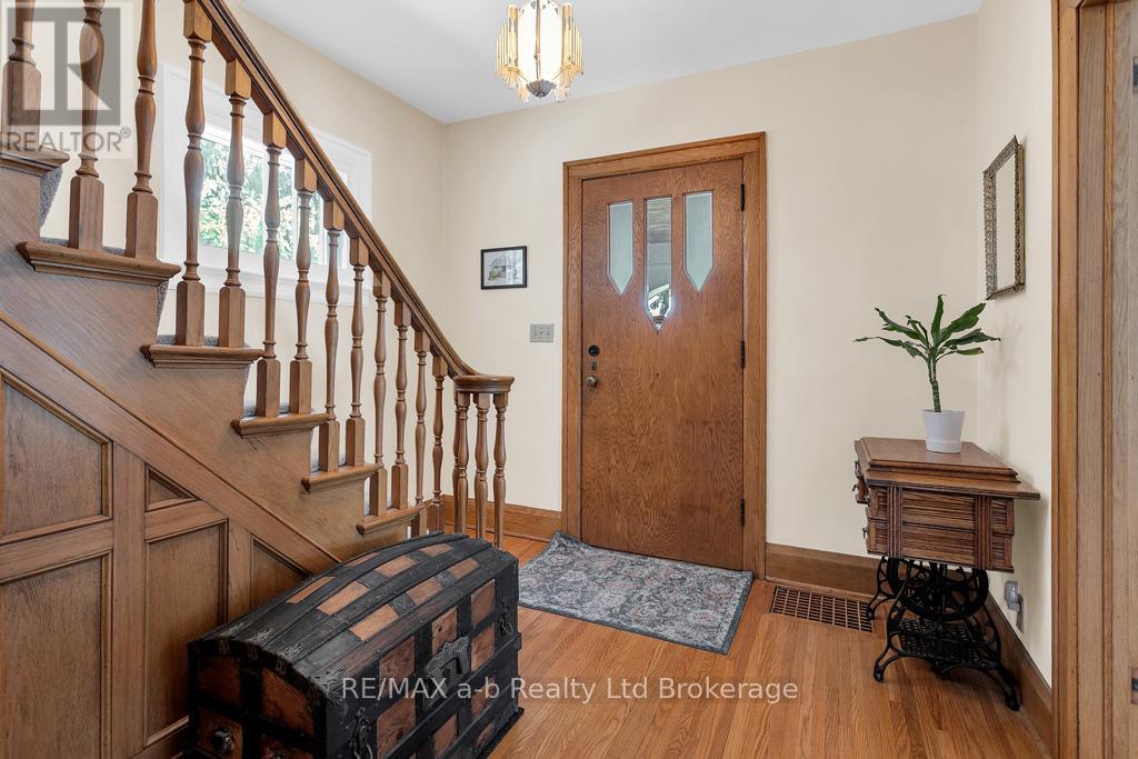 347 Broadway Street, Tillsonburg, Ontario  N4G 3S4 - Photo 15 - X12314791