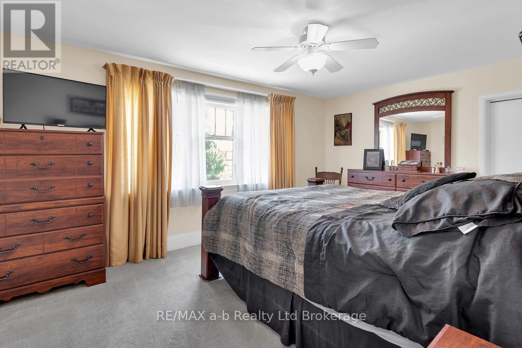 347 Broadway Street, Tillsonburg, Ontario  N4G 3S4 - Photo 16 - X12314791