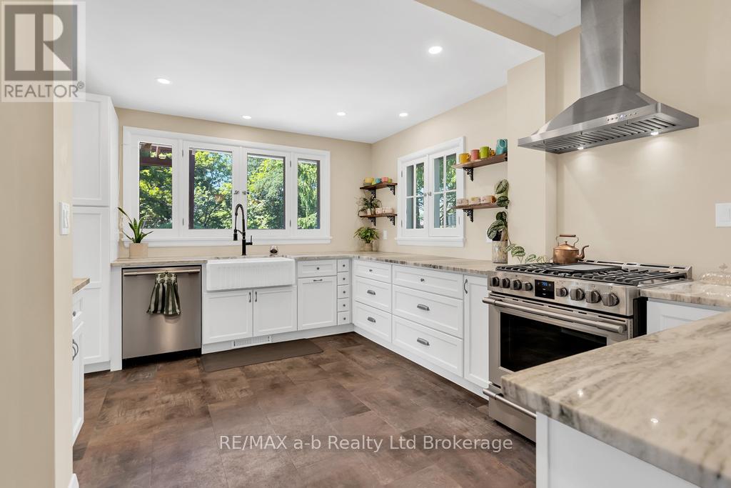 347 Broadway Street, Tillsonburg, Ontario  N4G 3S4 - Photo 3 - X12314791